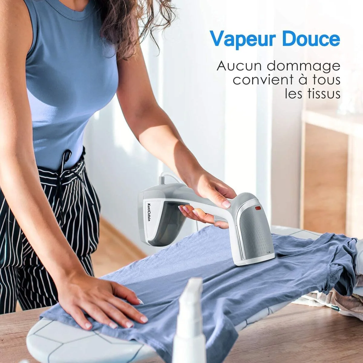 Voir plus d'infos sur Défroisseur Vapeur à main - 160 ml - 1000W KotiCidsin Défroisseur Vapeur à main - 160 ml - 1000W KotiCidsin