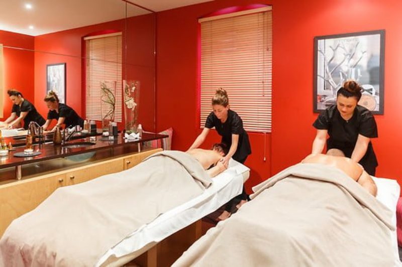 Saint Valentin : Cadeaux Sexy pour Homme - Guides d'achat et Idées Cadeaux pour toute la famille Offrez-vous un weekend de SPA en amoureux pour la Saint Valentin