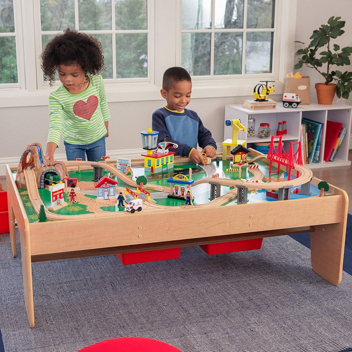  Circuit de train en bois avec montagne avec table - 120 pièces - Kidkraft