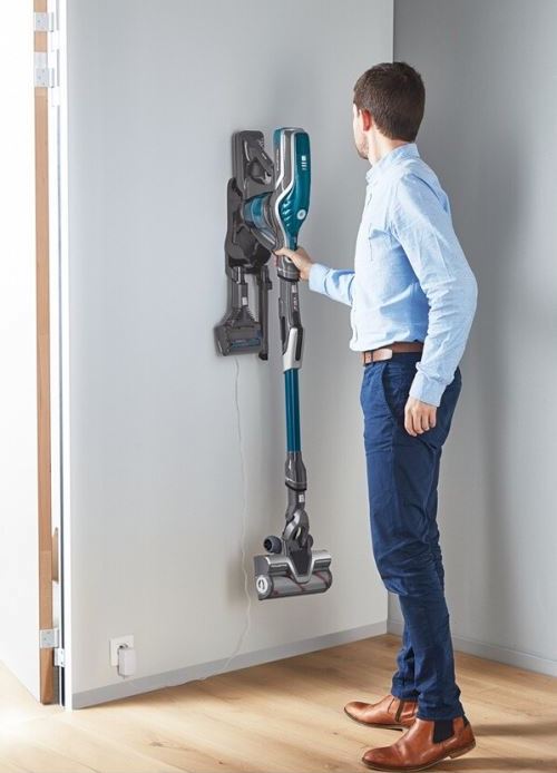 Un aspirateur balai  est facile à ranger