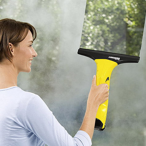 Le nettoyeur de vitre électrique est simple à utiliser