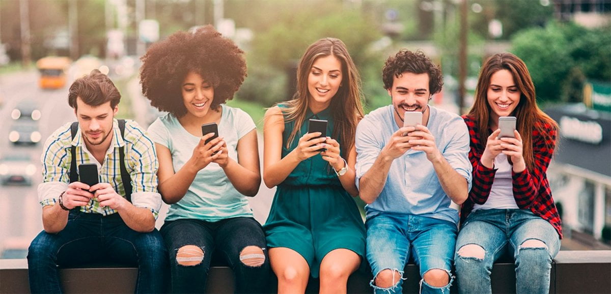 Guide des Meilleurs Smartphones Pas Chers - Moins de 200€ - Guides d'achat et Idées Cadeaux pour toute la famille Quels téléphones d'entrée de gamme sont les meilleurs. Le comparatif de notre expert