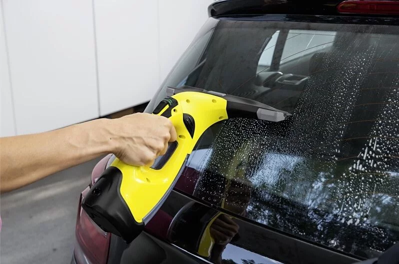 Test Complet du Kärcher WV6 Plus : Nettoyeur de vitres électrique - Guides d'achat et Idées Cadeaux pour toute la famille Test Complet du Kärcher WV6 Plus : Nettoyeur de vitres électrique - test WV6 voiture - Ménage Entretien 2022